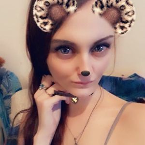 Meet your Posher, Dana